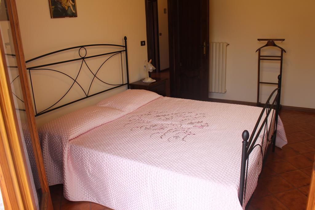 House In Caramagna Apartment Imperia Room photo